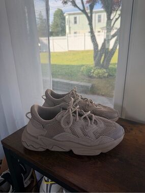 Womens Adidas Ozweego Taupe